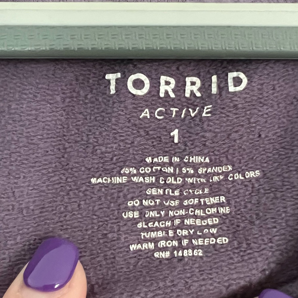 Women’s Torrid French Terry Crew Neck Long Sleeve Active Sweatshirt. Size 1X - Picture 3 of 6